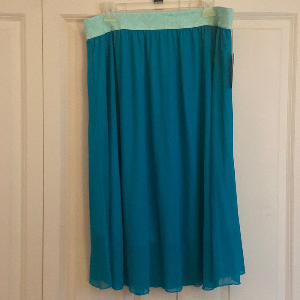 2xl teal Lola skirt from lularoe